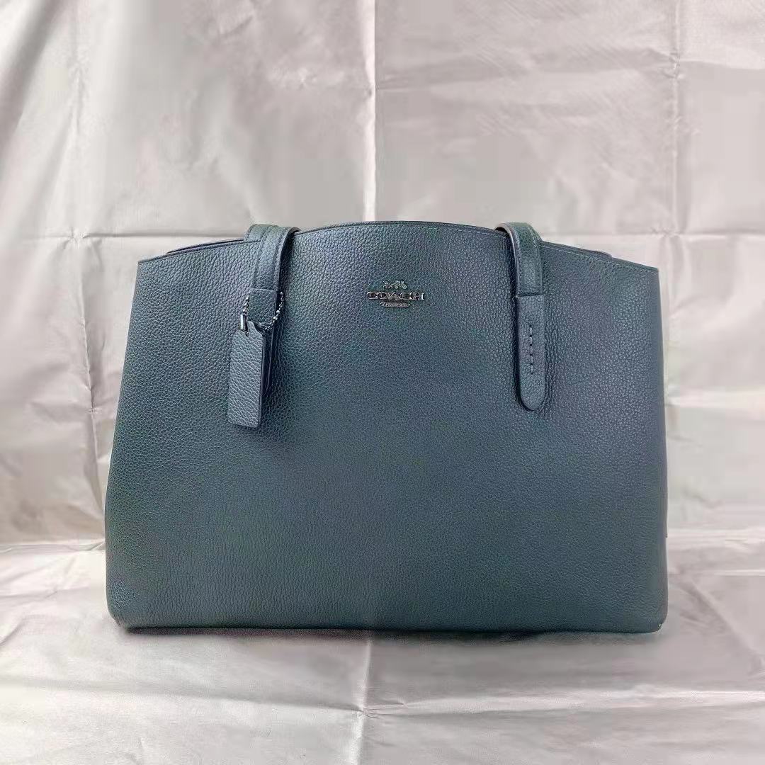Coach 78220 Charlie 40 Handbag leather In GMN1A Coach 78220 Charlie 40 Handbag leather In GMN1A